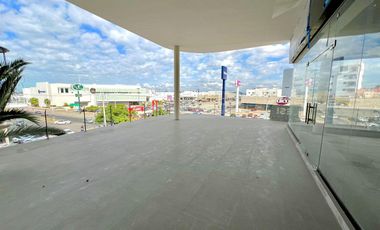 Local Plaza Punto Laguna