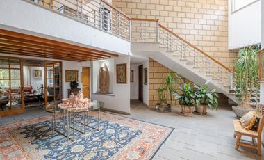 Casa en venta sobre el Campo de Golf de Los Encinos