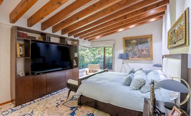 Casa en venta sobre el Campo de Golf de Los Encinos