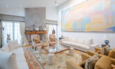 Casa en venta sobre el Campo de Golf de Los Encinos