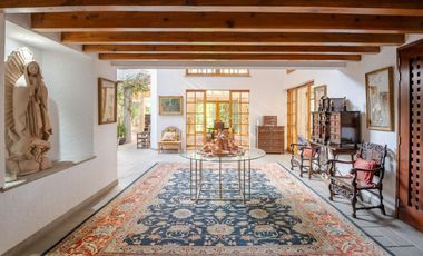 Casa en venta sobre el Campo de Golf de Los Encinos