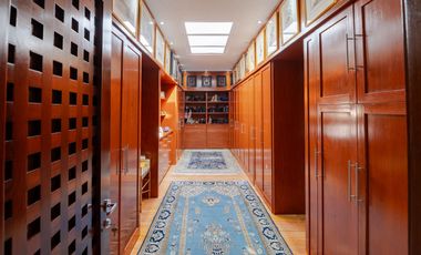 Casa en venta sobre el Campo de Golf de Los Encinos