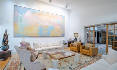 Casa en venta sobre el Campo de Golf de Los Encinos