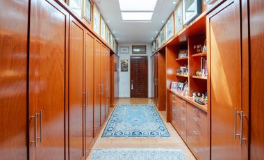 Casa en venta sobre el Campo de Golf de Los Encinos