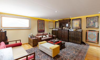 Casa en venta sobre el Campo de Golf de Los Encinos