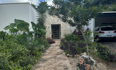 Casa en venta en Yucatán Country Club, Cutzam, Mérida