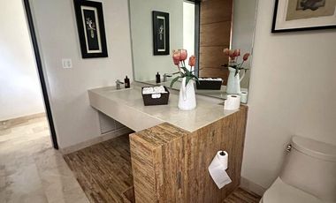 Casa en venta dentro del Yucatán Country Club, Cutzam, Mérida