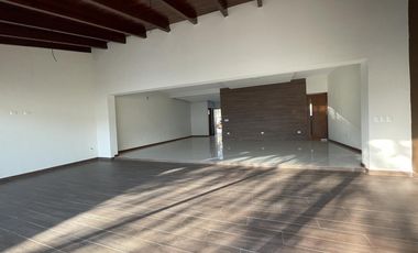 Casa en Venta en La Joya Residencial