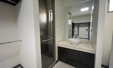 Casa en Venta en La Joya Residencial