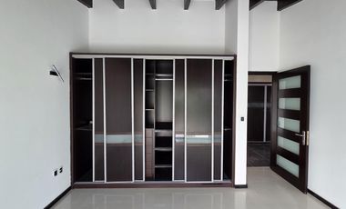 Casa en Venta | Claustros del Sur, Centro Sur, Qro. cerca del Nuevo Hospital Ángeles