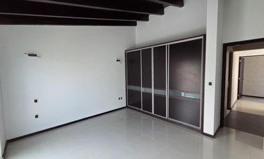 Casa en Venta | Claustros del Sur, Centro Sur, Qro. cerca del Nuevo Hospital Ángeles