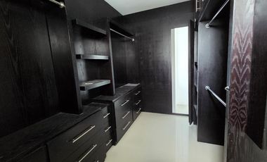 Casa en Venta | Claustros del Sur, Centro Sur, Qro. cerca del Nuevo Hospital Ángeles