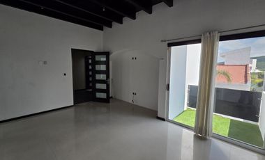 Casa en Venta | Claustros del Sur, Centro Sur, Qro. cerca del Nuevo Hospital Ángeles