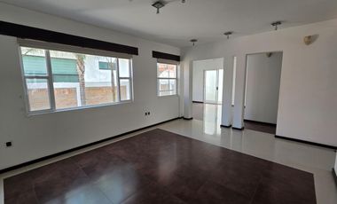 Casa en Venta | Claustros del Sur, Centro Sur, Qro. cerca del Nuevo Hospital Ángeles