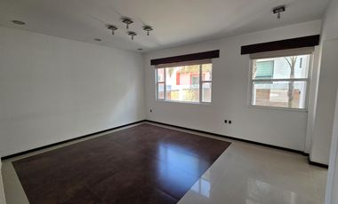 Casa en Venta | Claustros del Sur, Centro Sur, Qro. cerca del Nuevo Hospital Ángeles