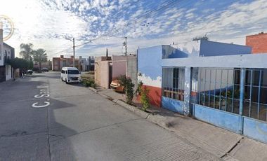 Casa en Venta a 21 min del Aeropuerto Internacional de San Luis Potosí.