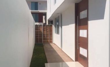 Venta casa en Ciudad Bugambillias