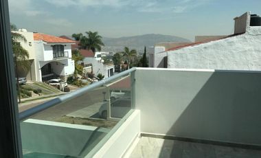 Venta casa en Ciudad Bugambillias