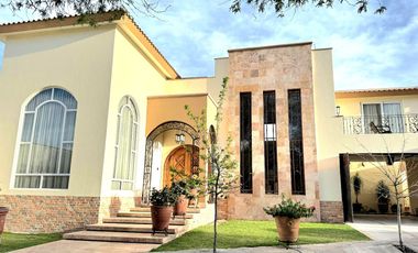 PH - Condominio La Hacienda