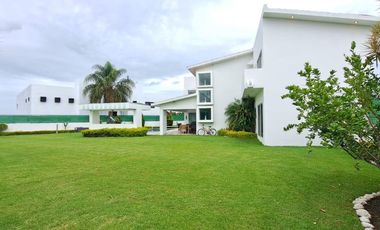 Casa en  venta en Lomas de Cocoyoc, Morelos