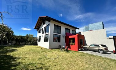 CASA EN VENTA EN METEPEC.