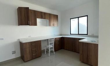 Casa en  venta en Monterrey 3 habitaciones en Solana, terraza con vista panorámica