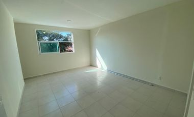 Casa en venta con tres recamaras y jardin en  Belén, Tlaxcala.