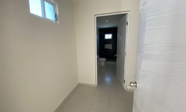 Casa en venta con tres recamaras y jardin en  Belén, Tlaxcala.