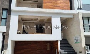 Casa en Venta en Atizapán de Zaragoza, Lago Esmeralda AM. 25-2601