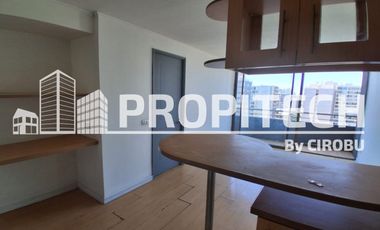 ARRIENDO DEPTO 43M2 1 HABITACION 1 BAÑO, TERRAZA, PISO 10, METRO PARQUE ALMAGRO