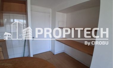 ARRIENDO DEPTO 43M2 1 HABITACION 1 BAÑO, TERRAZA, PISO 10, METRO PARQUE ALMAGRO