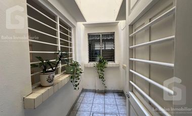 Edificio de departamentos en zona Centro