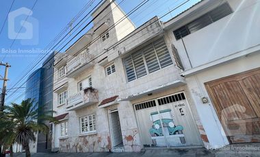Edificio de departamentos en zona Centro