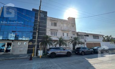 Edificio de departamentos en zona Centro