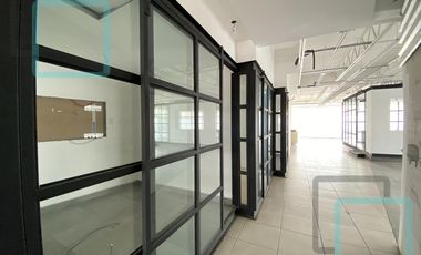 OFICINA COMERCIAL EN RENTA EN MIGUEL ALEMAN ZONA GUADALUPE