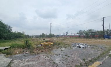 TERRENO POR RUIZ CORTINES Y ROMULO GARZA SAN NICOLAS RENTA