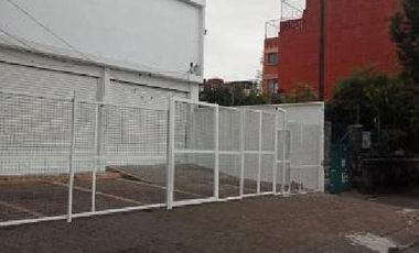 Local y mezanine en renta en Revolución