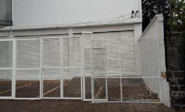 Local y mezanine en renta en Revolución