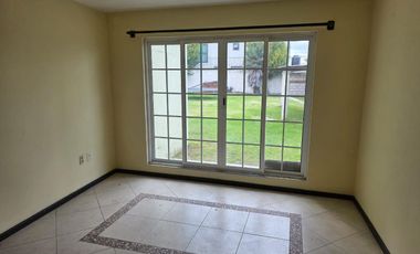 Casaen en renta, Cacalomacan, Toluca