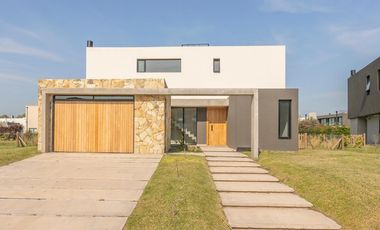 Casa venta Terralagos Canning