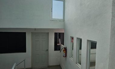 EDIFICIO EN VENTA O EN RENTA, CALLE 12 DE OCTUBRE, MUY CERCA A LA AV. JUAREZ, PACHUCA, HGO.