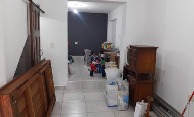 Junin  al 1100 - Deposito en Alquiler - San Fernando