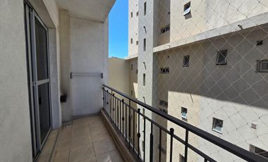 Departamento en alquiler de un ambiente con placard en Caseros,
