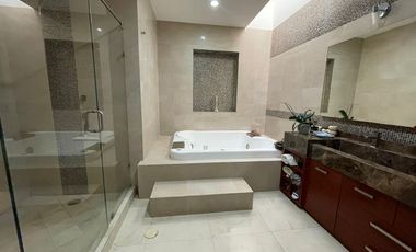 Casa en venta en Jardines del Campestre