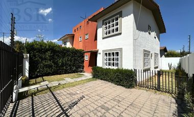 CASA EN RENTA EN VILLAS DEL CAMPO, CALIMAYA ESTADO DE MEXICO.