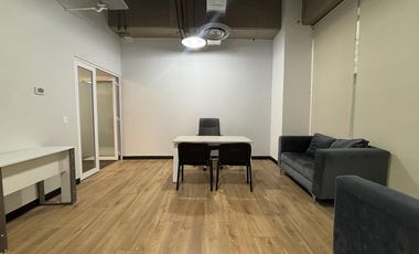 TORRE AMERICAS, Oficina en RENTA piso 18 frente a Plaza Americas y Plaza Andamar