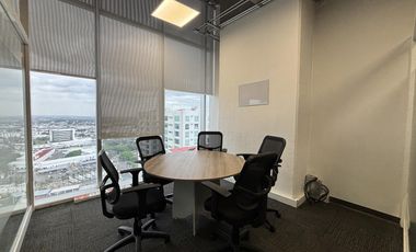 TORRE AMERICAS, Oficina en RENTA piso 18 frente a Plaza Americas y Plaza Andamar