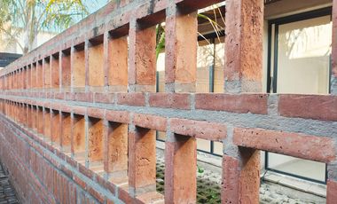 Venta / Departamento / 3 Ambientes / Con cochera / villa dominico/ apto credito