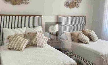 Espectacular PentHouse de 4 Recamaras con Alberca Privada sobre Playa en Acapulco Diamante