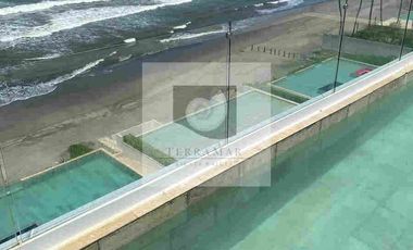 Espectacular PentHouse de 4 Recamaras con Alberca Privada sobre Playa en Acapulco Diamante